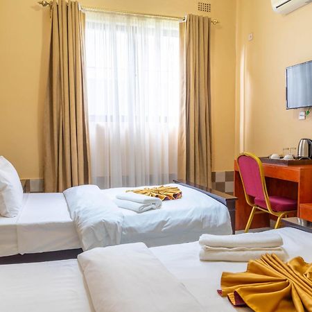 Nyamfinzi Hotel Chipata Екстериор снимка