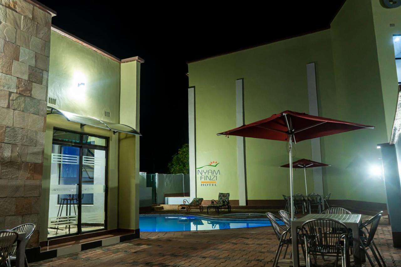 Nyamfinzi Hotel Chipata Екстериор снимка