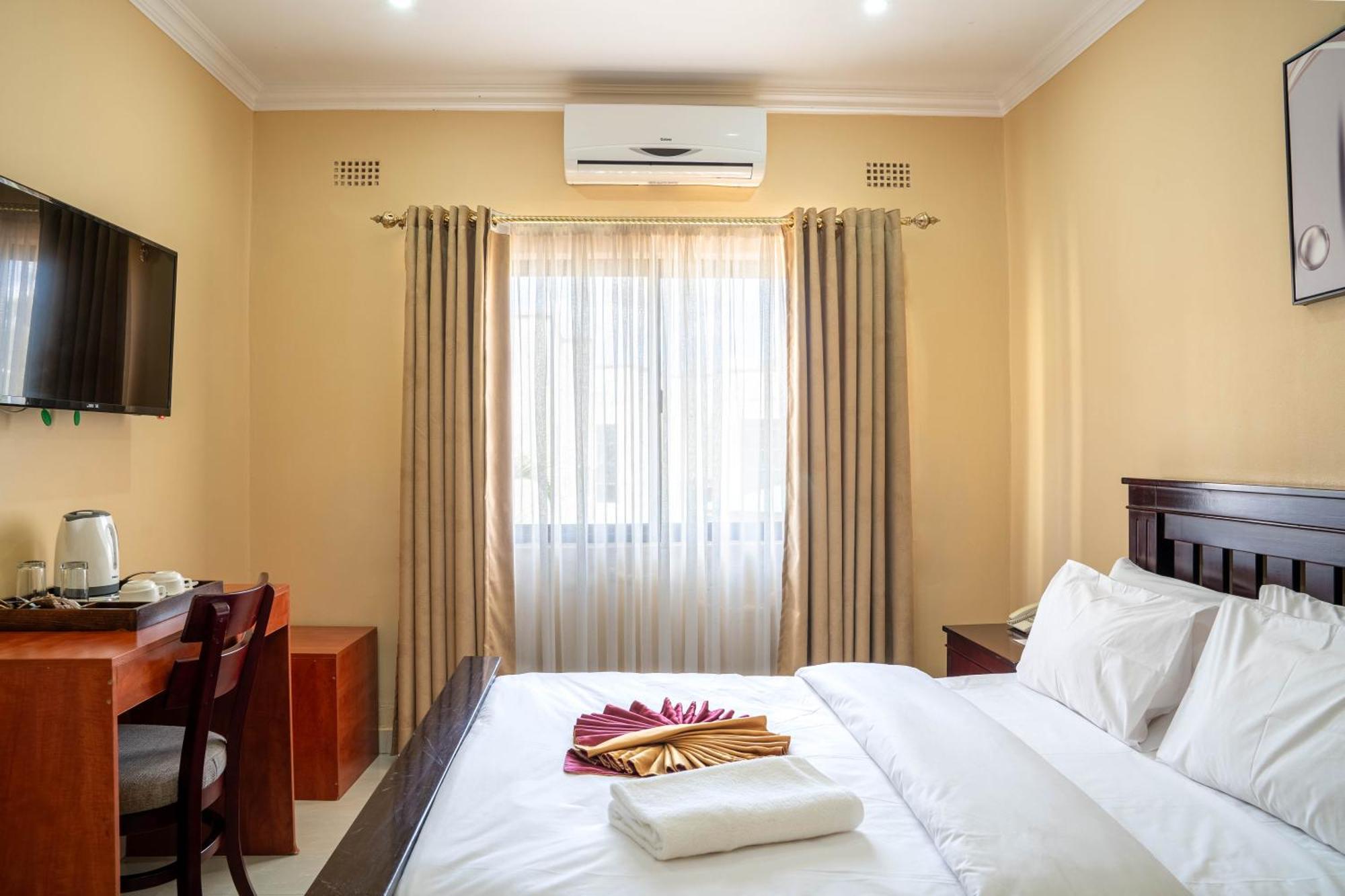 Nyamfinzi Hotel Chipata Екстериор снимка