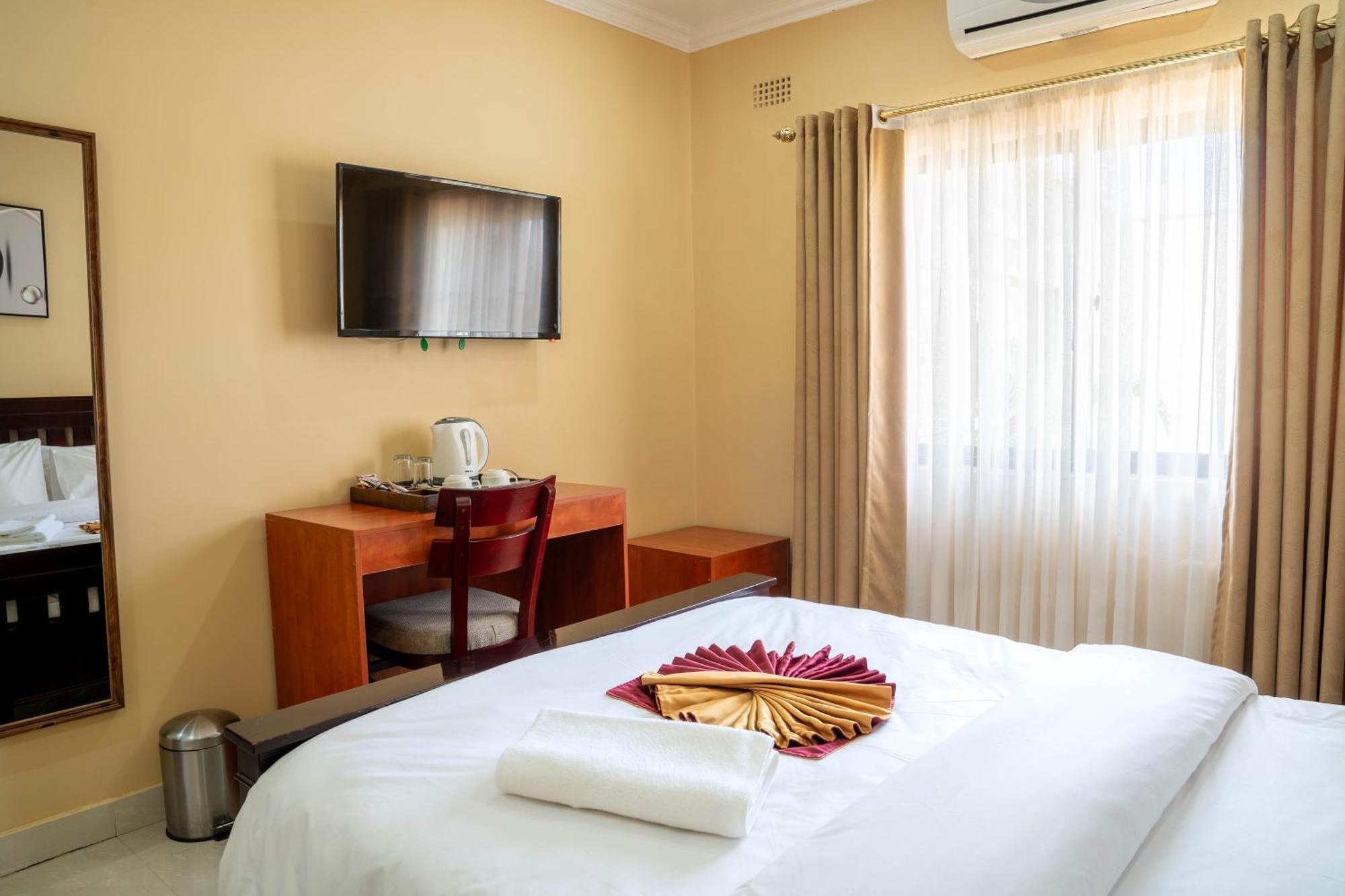 Nyamfinzi Hotel Chipata Екстериор снимка