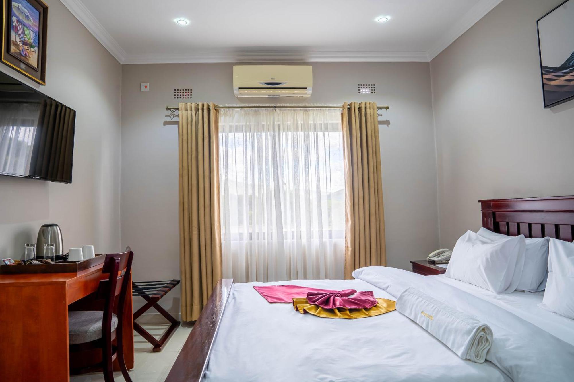 Nyamfinzi Hotel Chipata Екстериор снимка