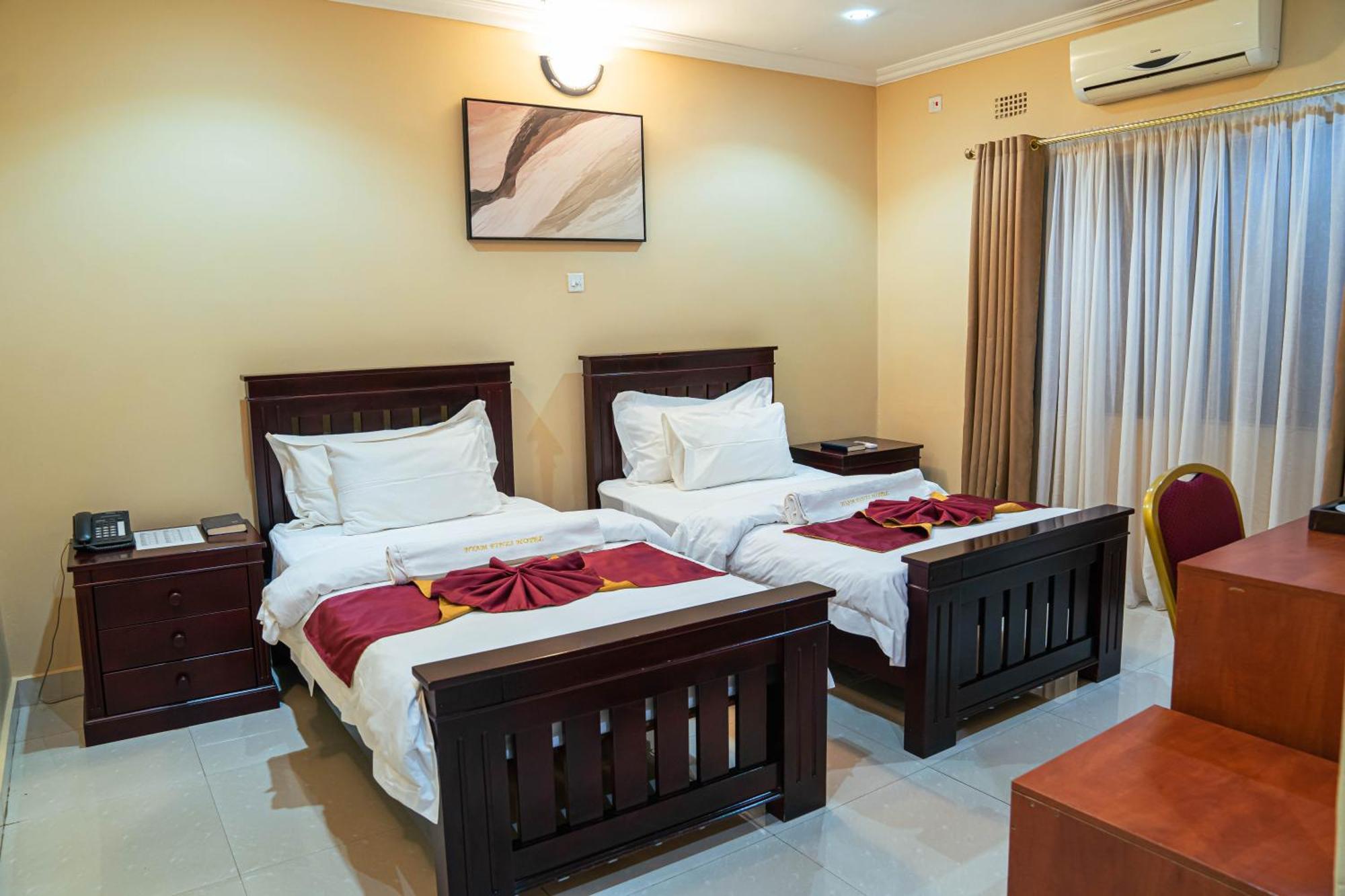 Nyamfinzi Hotel Chipata Екстериор снимка