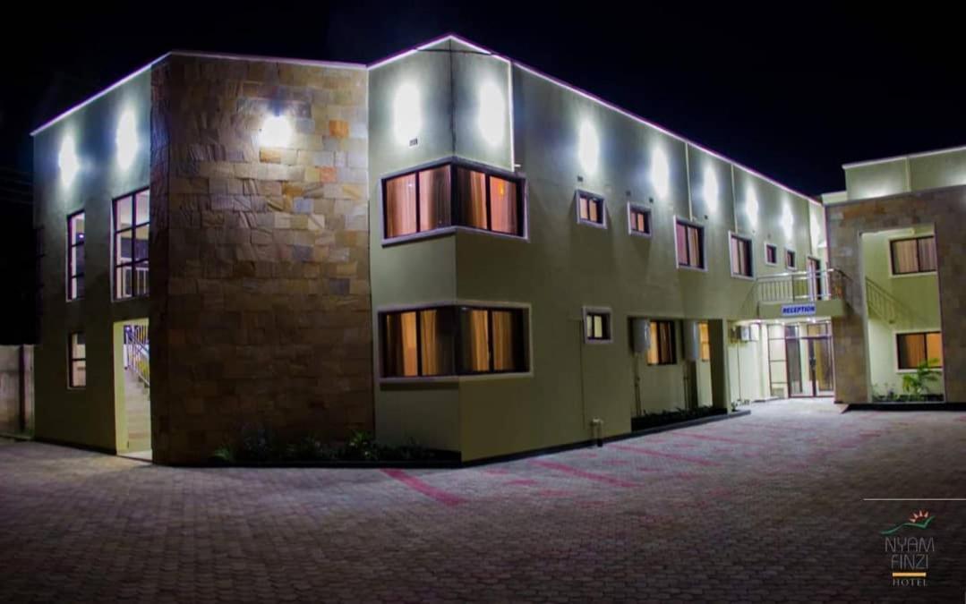 Nyamfinzi Hotel Chipata Екстериор снимка